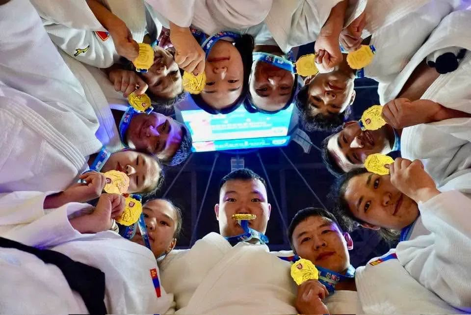 ЖҮДО БӨХИЙН ХОЛИМОГ БАГИЙН АЗИ ТИВИЙН АВАРГА БОЛЛОО